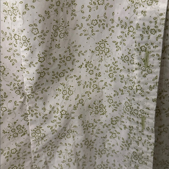 Floral Button-Up Shirt - Picture 4 of 6